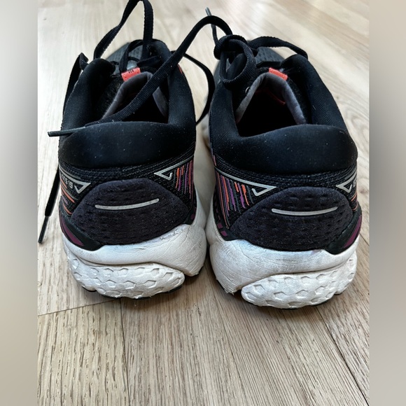 Brooks Adrenaline 19 GTS Womens Size 9 Running Shoes - Picture 4 of 12